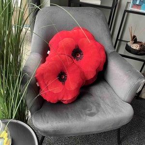 Red poppy pillows / set flower pillow / red poppies pillows / wildflowers / summer flowers / coquelicot rouge / mohnhlumen