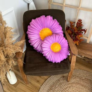 Aster flower shape pillow / flower pillow / Astereae / flower cushion / farmhouse decor / fall decor / autumn flower / housewarming