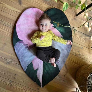 Philodendron Pink Princess Blattmatte / Blattspielmatte / Blattteppich / Bodenmatte / Tapis de feuilles / Krabbeldecke / Blattform