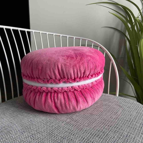 Oreiller macaron Fuchsia / oreiller macaron / macarons en peluche / coussin macarons / macaron français / biscuit français