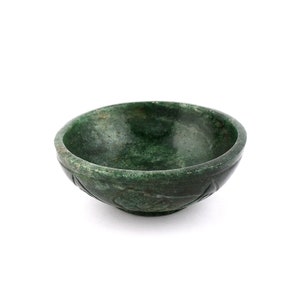 Green Aventurine handmade carved bowl,green bowl,272 grams,stone bowl,aventurine bowl,bowl,handmade bowl,home decor,gift,carved bowl,carving