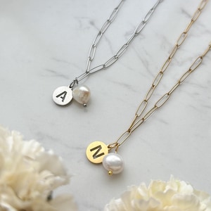 Collar con inicial, collar con letras, collar con letras de oro, collar personalizado, regalo personalizado, dije con letras, regalo para ella