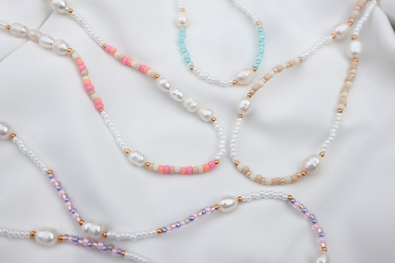 Kleine Perlenkette, Benutzerdefinierte Halskette, Sommer Halskette, Perlenkette, Süßwasserperlenkette Bild 1