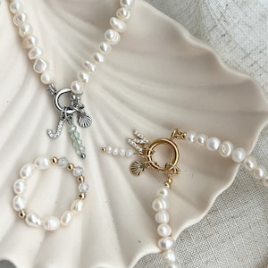 Süßwasserperlenarmband, personalisiertes Armband, Initialarmband, stilvolles Armband, kleines Perlenarmband, Zirkonia-Armband, Geschenk für Sie Bild 6