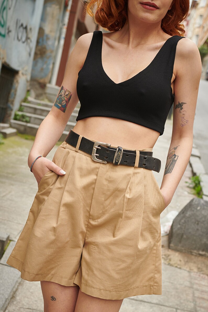 woman beige shorts