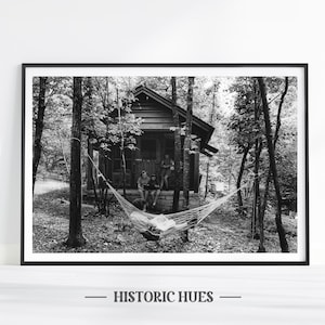 Vintage Cabin Print, Camping Poster, schwarz weiß, Wald Print, See Art, Cabin Wall Art, Camping Cabochon, Cottage Print, Berg Art