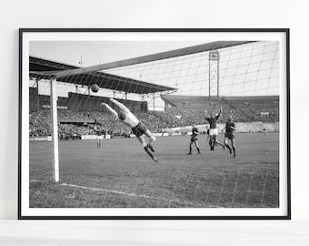 Vintage Soccer Print, Soccer Wall Art Prints, Soccer Poster, Boys Bedroom Decor, Teen Room Decor, Soccer Gifts, Soccer Decor, Football Print
