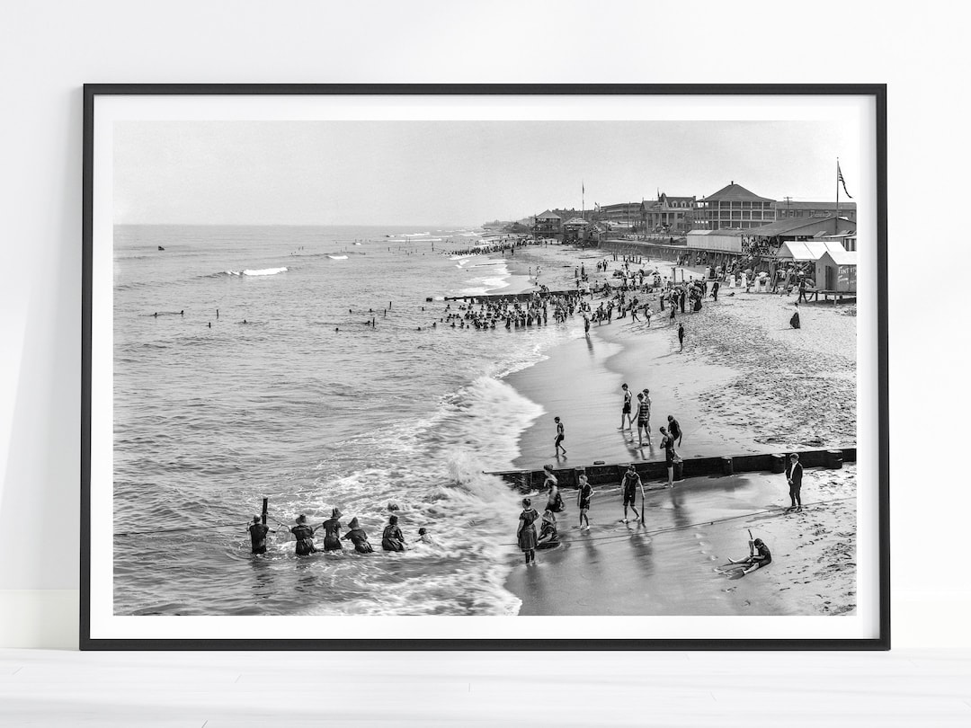 Vintage Beach Print, Vintage Beach Poster, Black and White Print, Beach Art, Retro Beach Photo