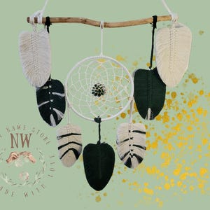 Dreamcatcher Wall Hanging Macrame Large with Leaves