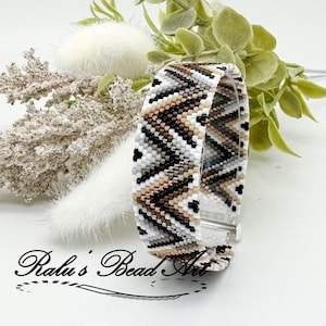 CROOKED PATH, even count peyote pattern, brown gold black geometrical bracelet, not a physical bracelet, instant download