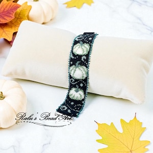 SPOOKY PUMPKINS, Even count peyote fall design, (not a physical braclet), instant download