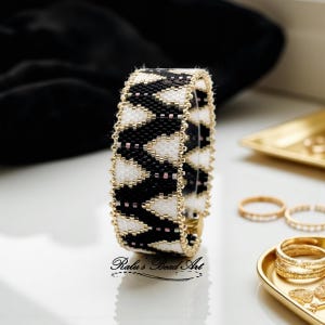Waltz Dance Bracelet Pattern, Even Count Peyote Stitch (Instant Download)