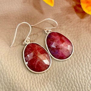Stunning Silver Hoop Earring featuring Natural Ruby - Perfect Earlobe Jewelry Gift