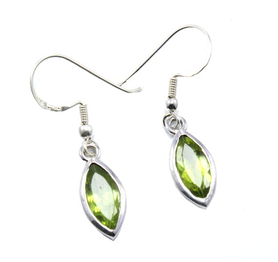 Natural Green PERIDOT 3 Gemstone 925 Solid Silver Art Dangle Earrings 1.5/" NEW