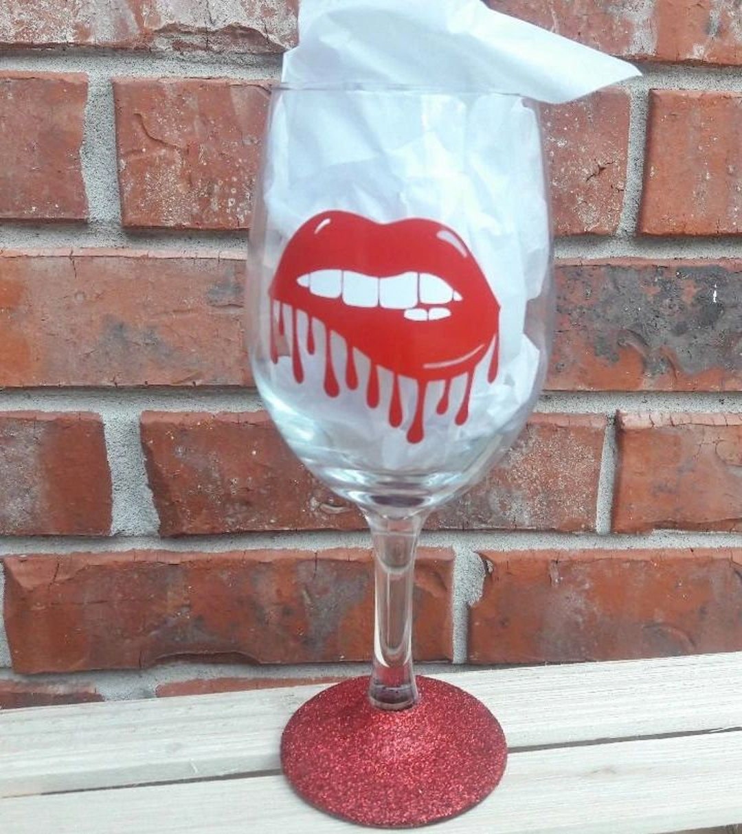 Drippin' Lips Wine Glass With Glitter Base Etsy