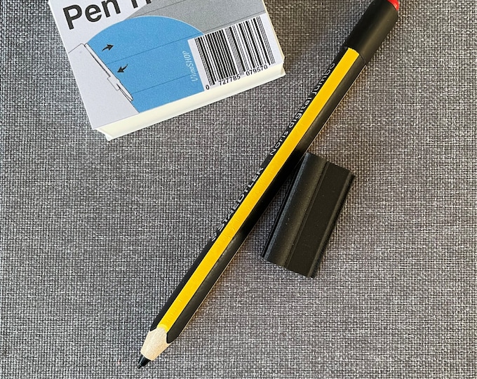 Pen holder for reMarkable 2 using STAEDTLER Jumbo