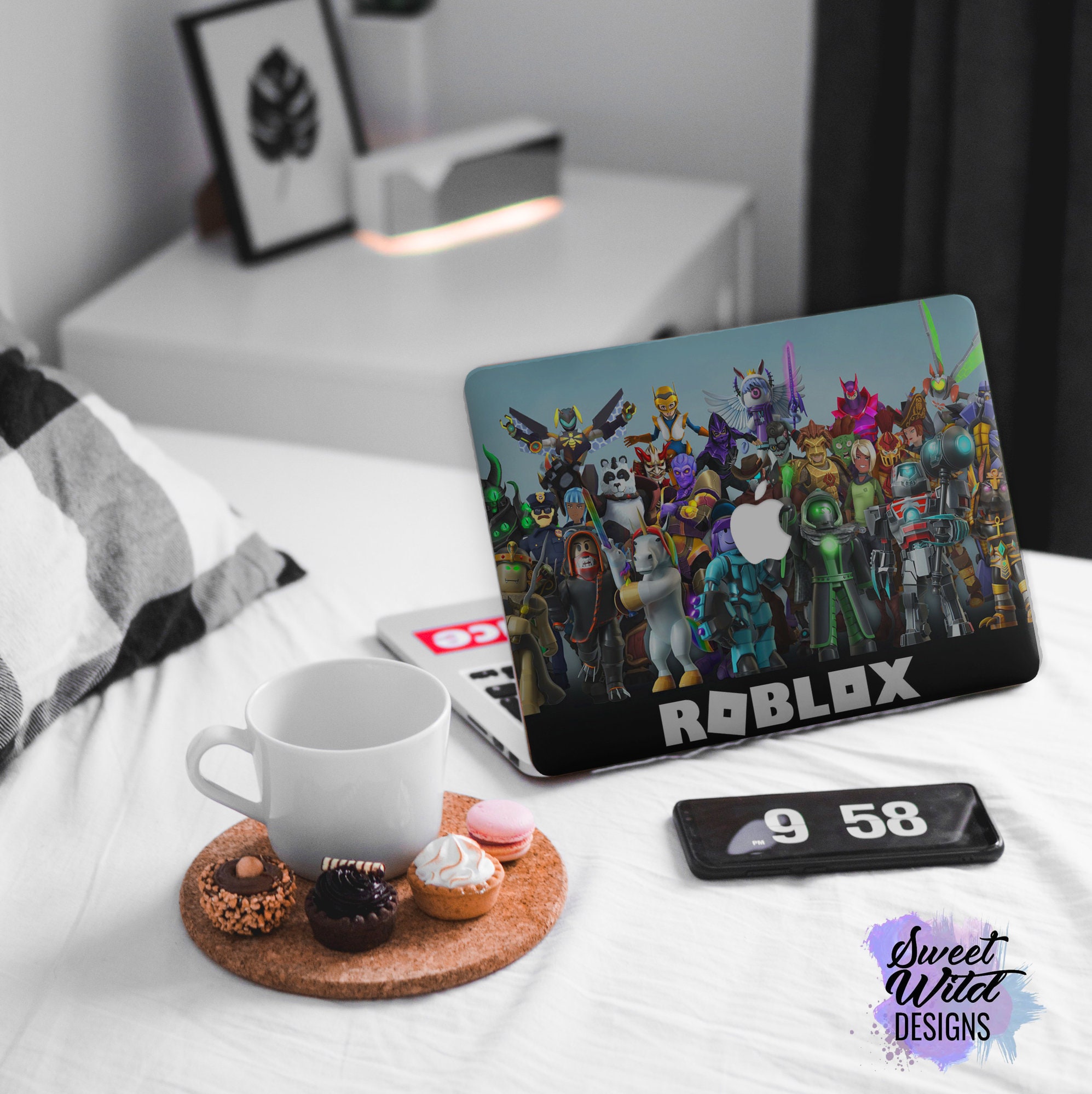 Personalised Roblox Hard Plastic iPad Case All Models 5 