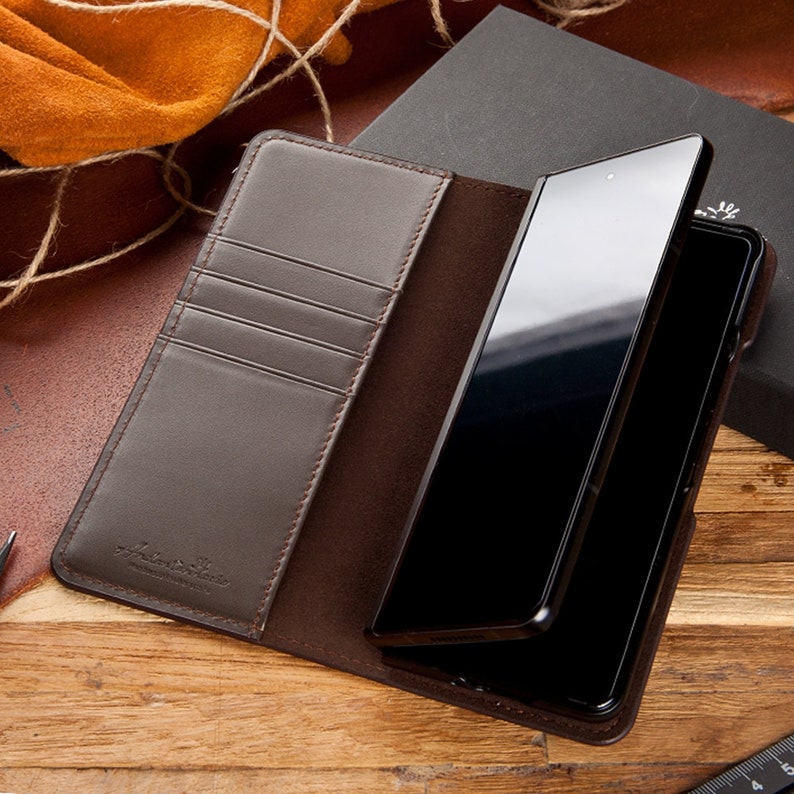 Galaxy Z fold 3 Case S-pen pocket image 3