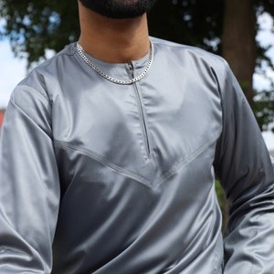 Men's Designer Emirati Omani Shiny Thobe Jubba 4 Colours image 6