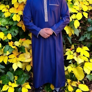 Mens Premium Thobe Jubba Gold Embroidery 3 Colours image 8