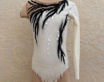 New leotard for rhythmic gymnastics