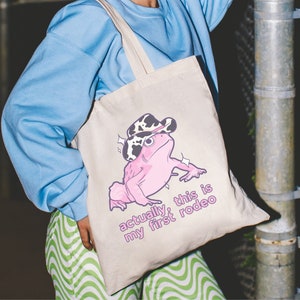 Frog Bag Kawaii Tote Bag Kawaii Frog Aesthetic Tote Bag Cute Frog Tote Bag Frog Lover Gift Funny Tote Bag Frog Tote Bag Aesthetic Frog Gifts