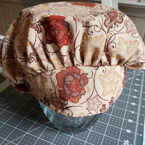 Roses Bouffant scrub hat w buttons