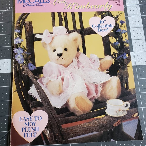 Vintage Kimbearly pattern w clothes