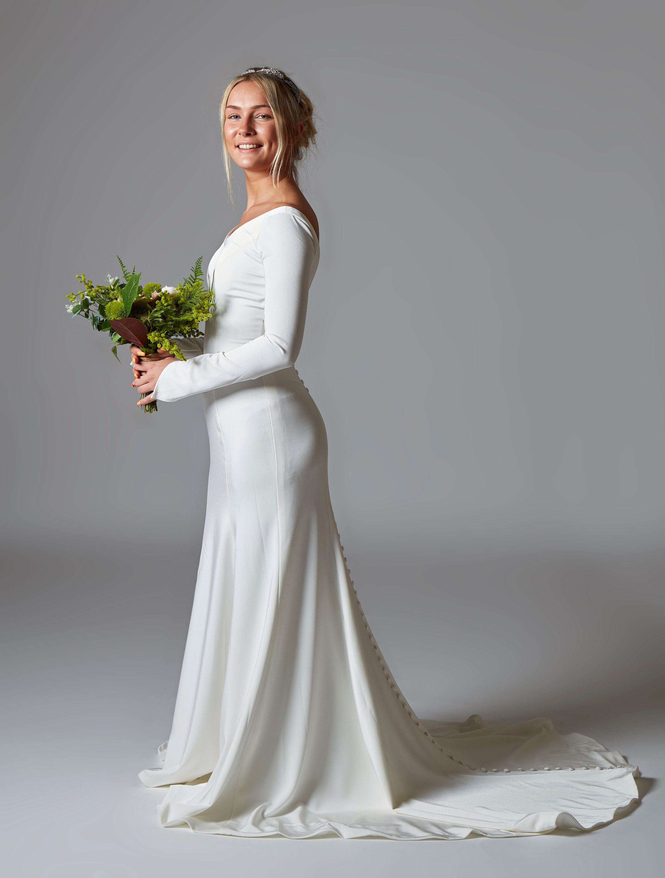 Onlylover Womens V-Neck Mermaid Lace Long Sleeve Wedding Dress Bridal Gown 2019 Onlylover Womens V-Neck Mermaid Lace Long Sleeve Wedding Dress Bridal Gown 2019
