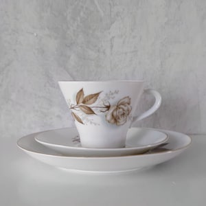 RESERVED Finnish Arabia factory&#39;s Juhlaruusu cup, saucer and dessert plate, Raija Uosikkinen