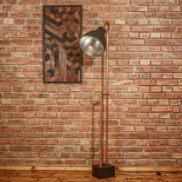 Industrial floor lamp made of copper tubes. Large standing lamp in industrial style. Loft floor lamp with tanned base.