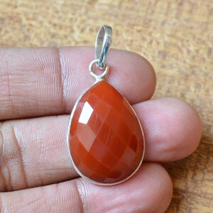 Roter Onyx Sterling Silber Anhänger