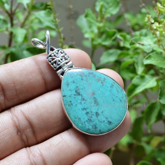 Tibetan turquoise deals pendant