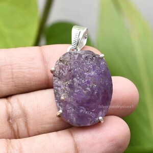 Rough Amethyst Sterling Silver Pendant - Gemstone Jewelry (22x28mm)