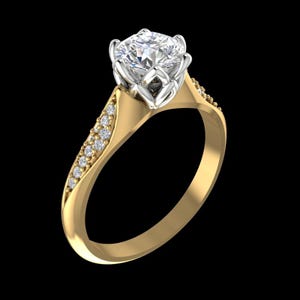 Könnte beinhalten: Ein goldener Verlobungsring mit einem großen, klaren, rund geschliffenen Diamanten als Mittelpunkt. Das Band ist aus Gold, mit kleineren Diamanten an den Seiten. Der Ring ist vor einem schwarzen Hintergrund platziert.