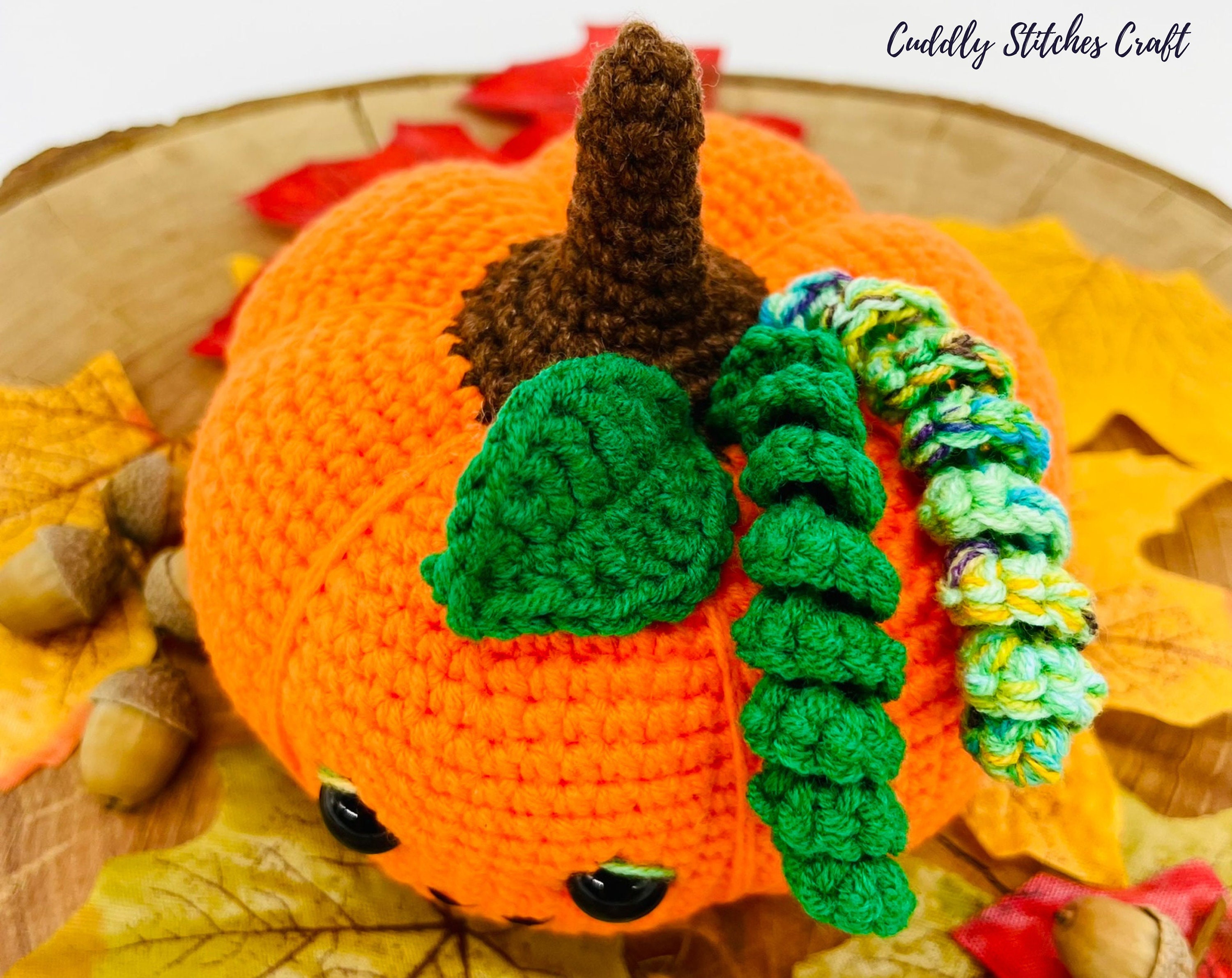 39 Halloween Crochet Patterns: Spooktacular Projects for All Ages 18 No-sew Crochet pumpkin