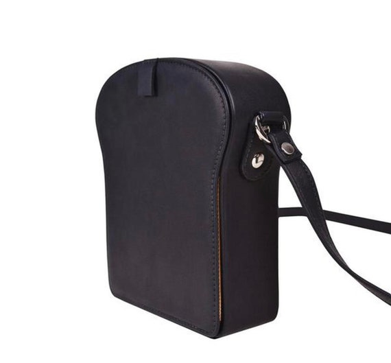 Black toast purse - image 3