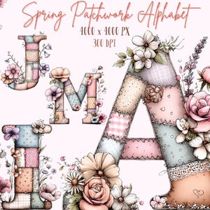 Op de afbeelding: Waterverfillustratie van de letters J, M en A uit de collectie "Spring Patchwork Alphabet". Elke letter is versierd met bloemstukken en patchworkpatronen in pastelkleuren, waaronder roze, blauw en beige. De afbeelding bevat ook de tekst "Spring Patchwork Alphabet".