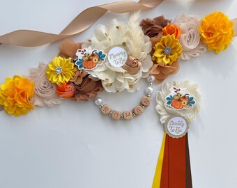 Pumpkin Baby Shower Maternity Sash , Pumpkin Corsage, Mom and Dad Pins