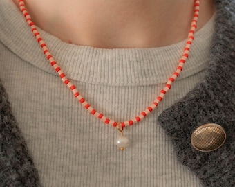 Colorful Pink & Red Beaded Pearl Necklace, Seed Bead Pearl Pendant Necklace, Tarnish Resistant Gold Clasp