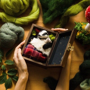 Little Badger OOAK, Needle Felted Sleeping Badger, Badger in an Enchanted Box, Woodland Animal, Fairytale toy, Sweet Dreams, Ecofriendly toy image 1