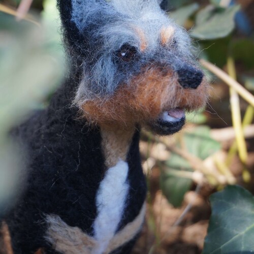 Custom pet sculpture, gift shops for dog owner, gift for grandma, Needle felted Pet Portrait, Dog memorial, Dog portrait, Dog figurine