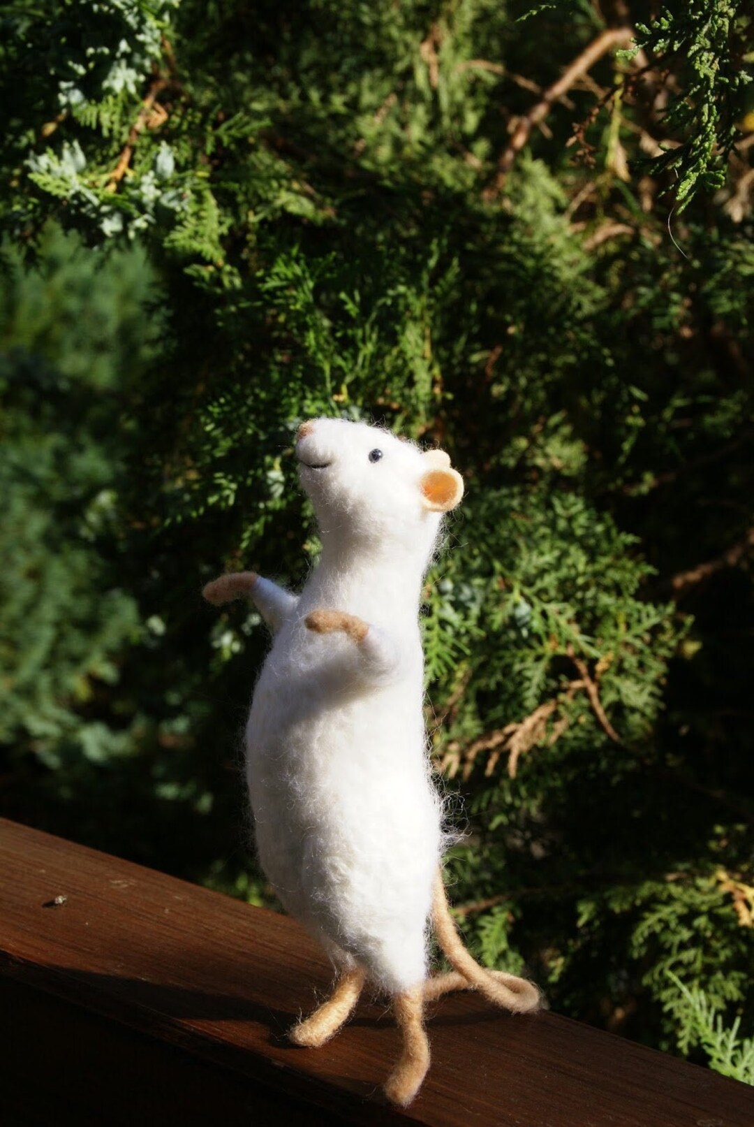 Posable White Mouse, Needle Felted Mouse OOAK, Fairy Mouse Figurine ...