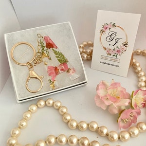 PRESSED FLOWER KEYCHAIN Letter in Clear resin.  Letters size is 2.7&quot; L x 1.6&quot; W