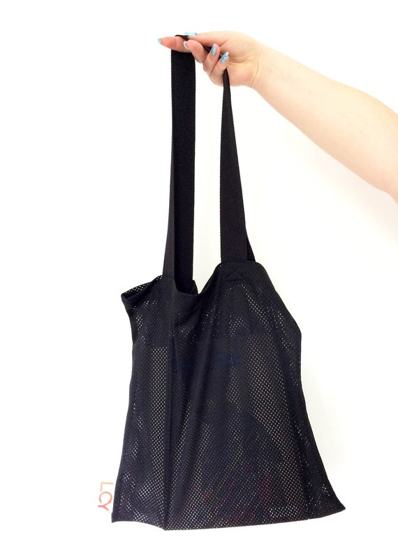 marc jacobs the traveler tote