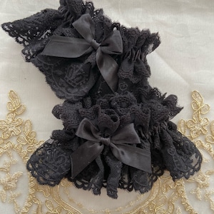 Polsini con corona nera