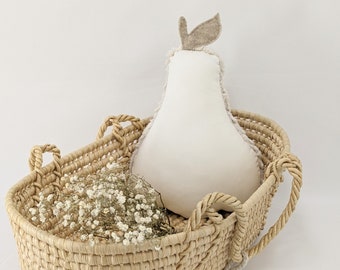 Cushion - PEAR shape IVORY