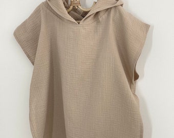 Poncho for children in beige chiffon