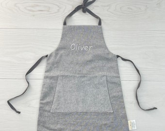 Personalized APRON for children with first name - GREY