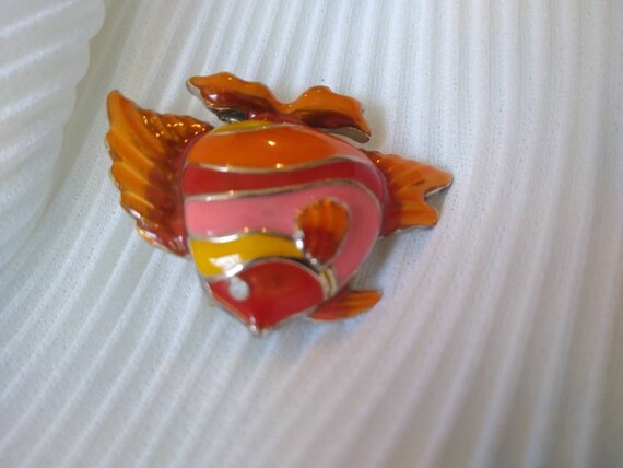 Vintage Orange Stripe Enamel Tropical Fish Brooch… - image 3